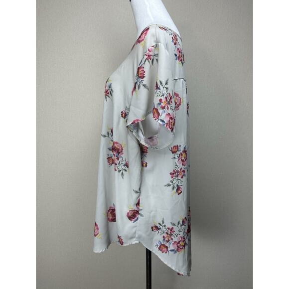 Torrid Plus Size 2 Lt. Gray Floral Short Sleeve Pullover Blouse/Top Lightweight - Picture 7 of 11